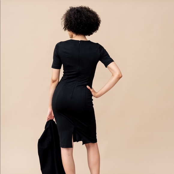 Short Sleeve Shift Dress - Picture 4 of 5